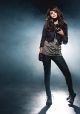 Selena Gomez Kiss & Tells