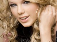 Queens War: Miley Cyrus & Taylor Swift